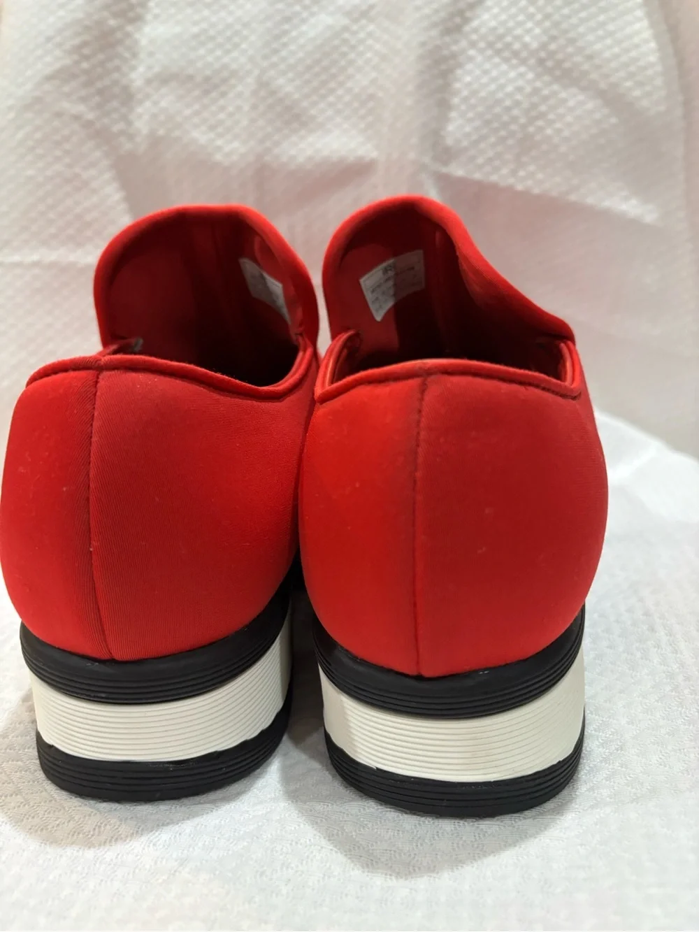 iRi NYC WES I Red Neoprene Platform Sneakers Wavy Sole Futuristic Size Women’s 7